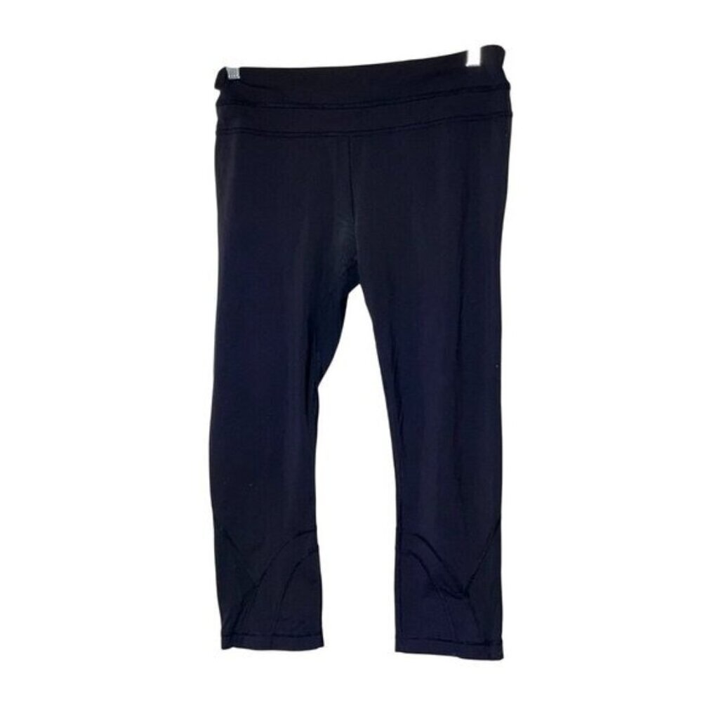Lululemon Black Athletic Capri Crop Leggings Size 8 Womens